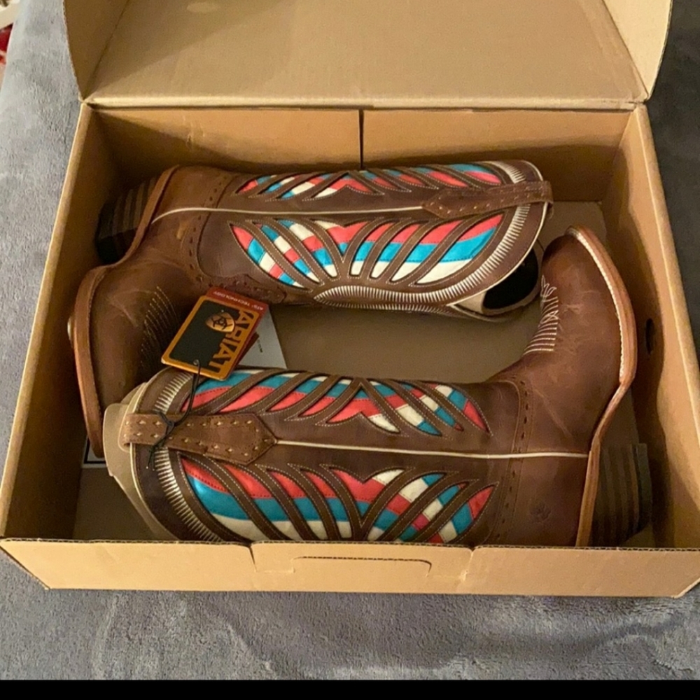 Ariat Gentry boots
